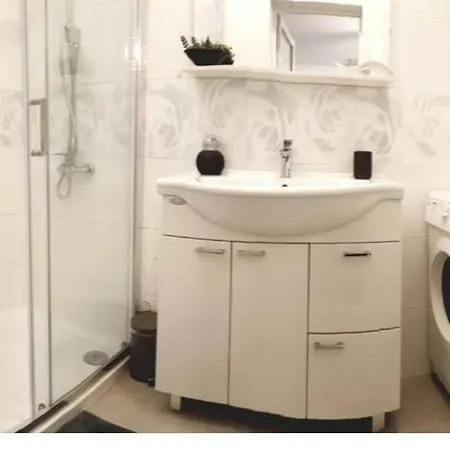 아파트 Iron Gates